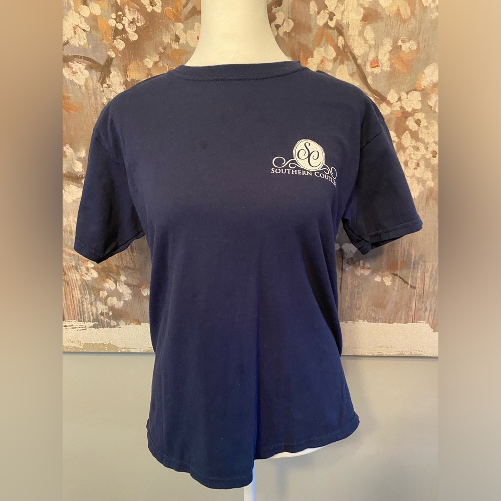Girls youth large Southern Couture tshirt